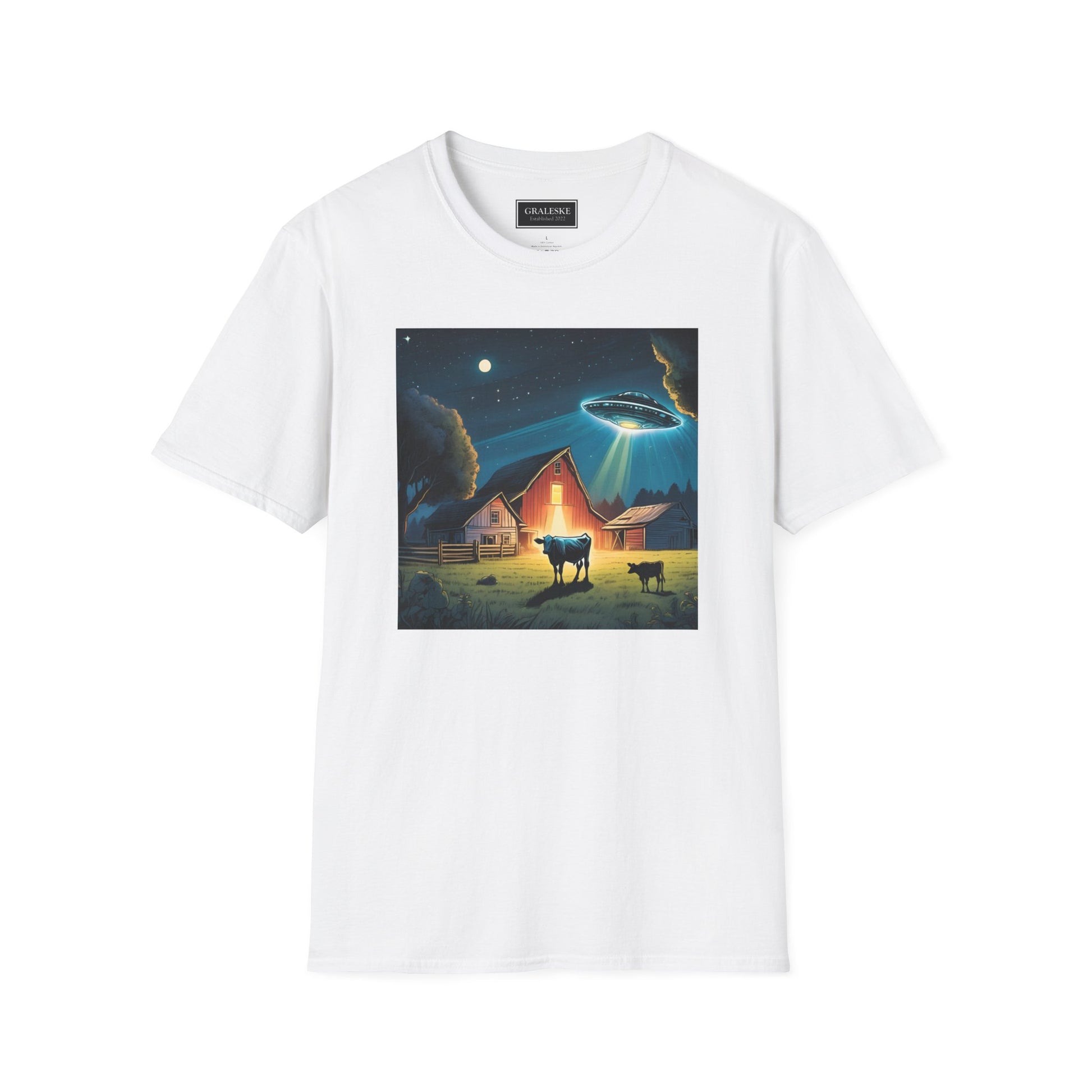 spaceship over farm - 2024 - Unisex T-Shirt - Graleske